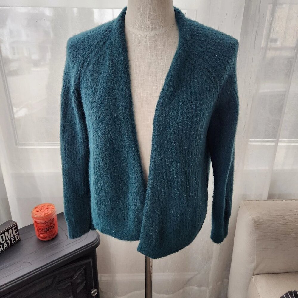 Anthropologie Sleeping on Snow Northbound Eyelash Cardigan Women's Size M D4